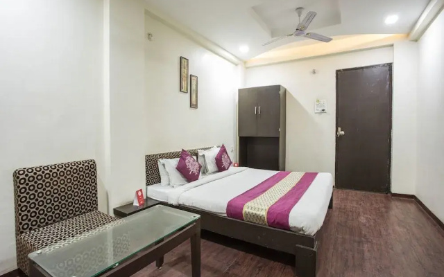 Hotel Dawar Regency by OYO