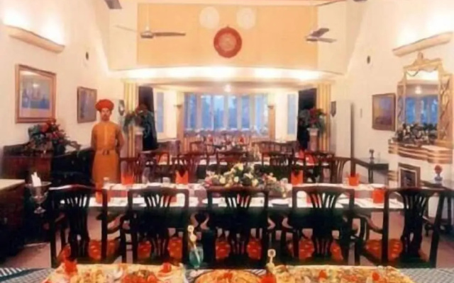 Karni Bhawan Palace