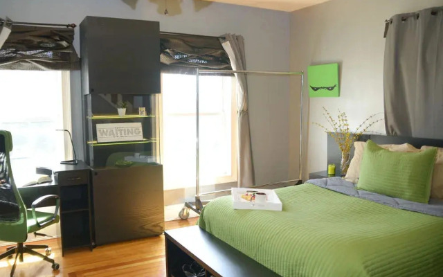 Naomi's Inn Bed & Breakfast