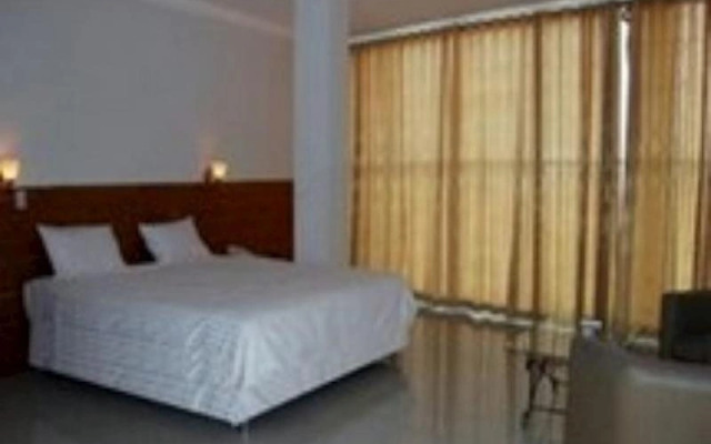 Royal Parbina Hotel
