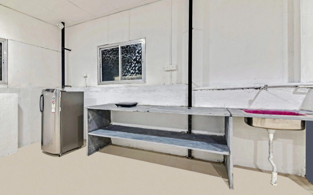 Hotel O Saraswati Niwas Vadgaon Budruk