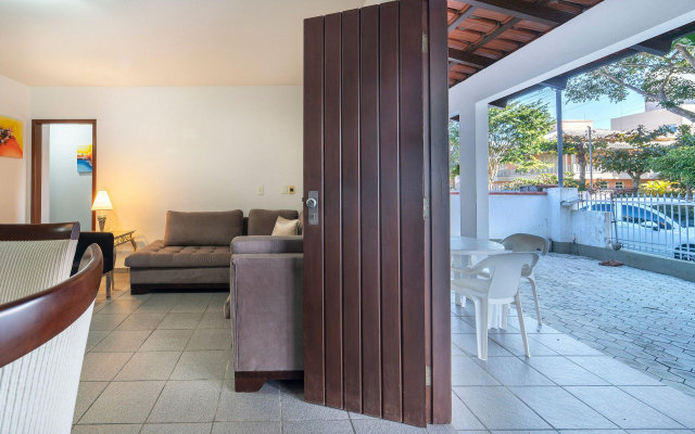 Aluguel Casa 3 Quartos Para 8 Pessoas Bombas/sc