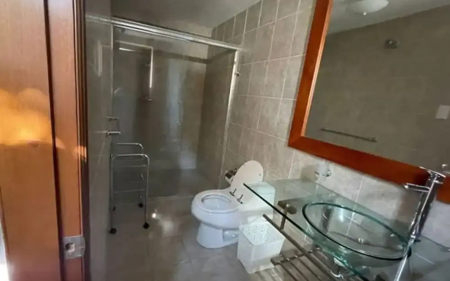 Luxury Casa Guayllabamba - BBQ Jacuzzi Gym Piscina