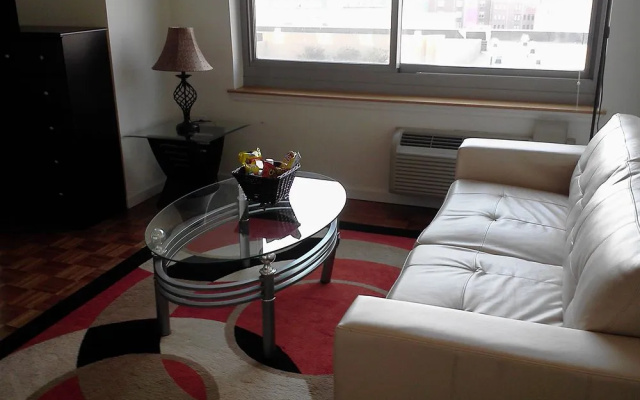 Newport Tower Suites