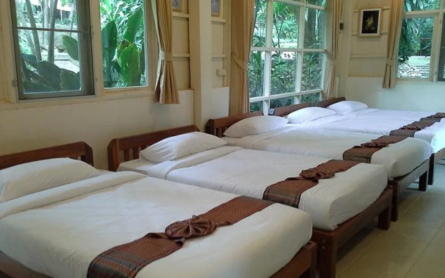 Praipetch Resort