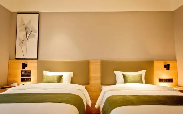GreenTree Inn (Linquan Magic City)