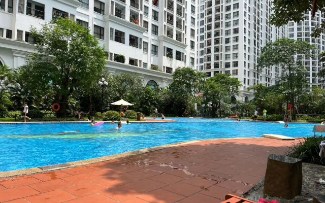 Vinhomes Royal City Luxury Apartment 2 Br