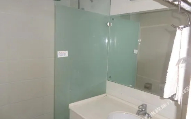 Xishuangbanna Qunyi Business Hotel