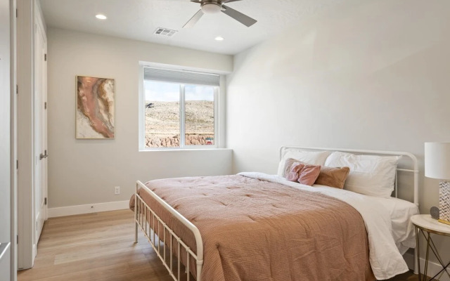 Paddle And Play 5 Bedroom Townhouse