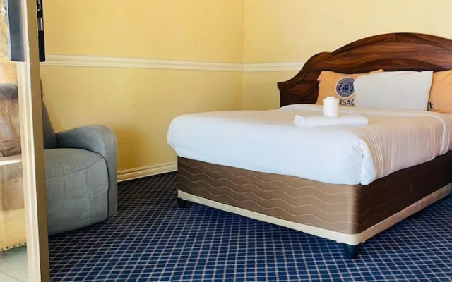 Royal Olympia Lodge and Safaris