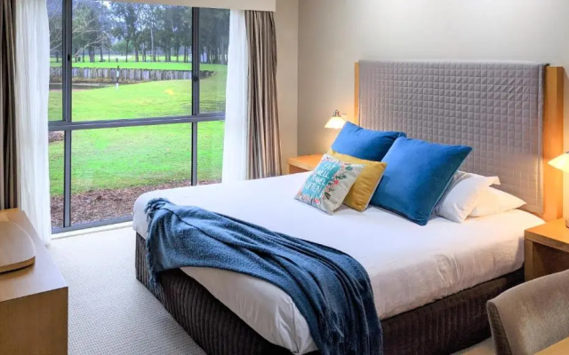Jewel in the Crowne