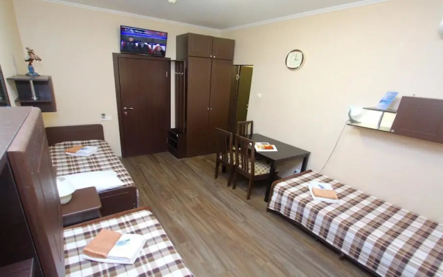 Nash Dom Hotel