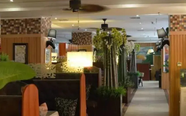 Yichang Riverside No.1 Hotel