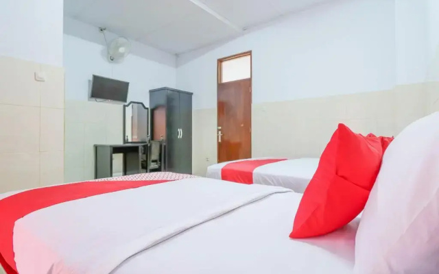 OYO 1952 Hotel Dewata IndahNearLumintang Park