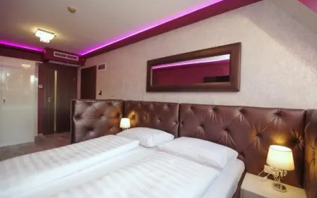 Várfürdő-Panzió Apartmanház
