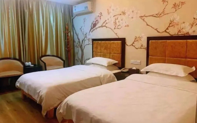Yipin Business Hotel (Meizhou Municipal Government)