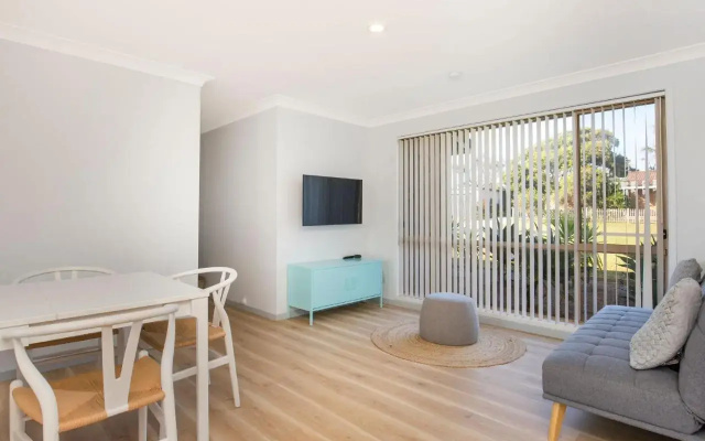 Meeseeks I Pet Friendly I 2 Mins Walk to Beach