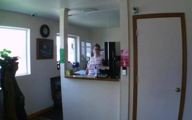 Americas Best Value Inn Salmon