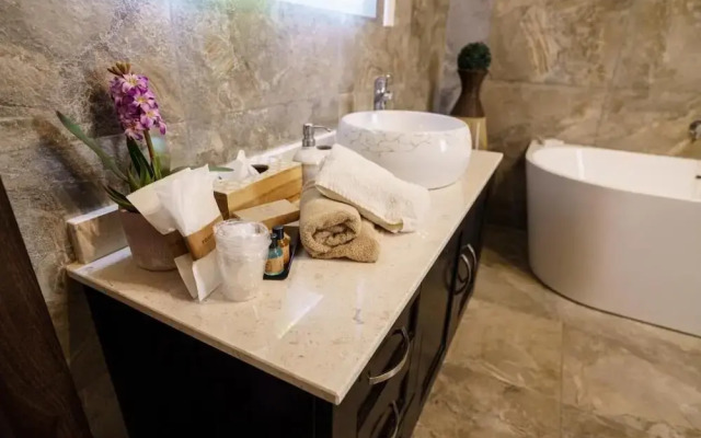 Ajuga Luxury Boutique B&B