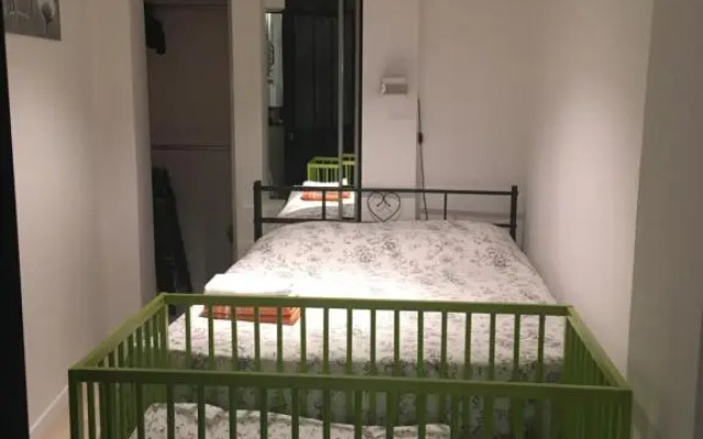 Cozy House with Parking And Garden