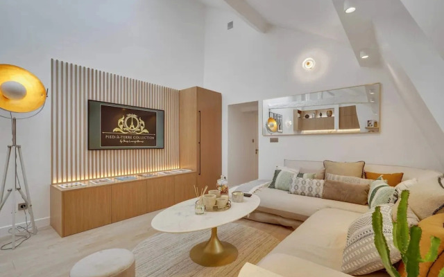 Historical Apartment in the Heart of Paris - 4