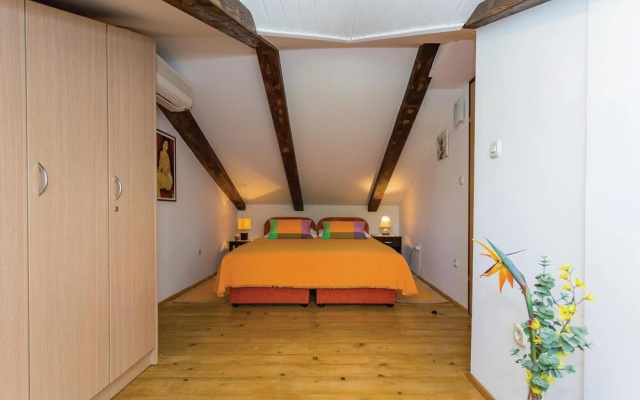 Nice Home in Dubrovnik With Wifi and 1 Bedrooms