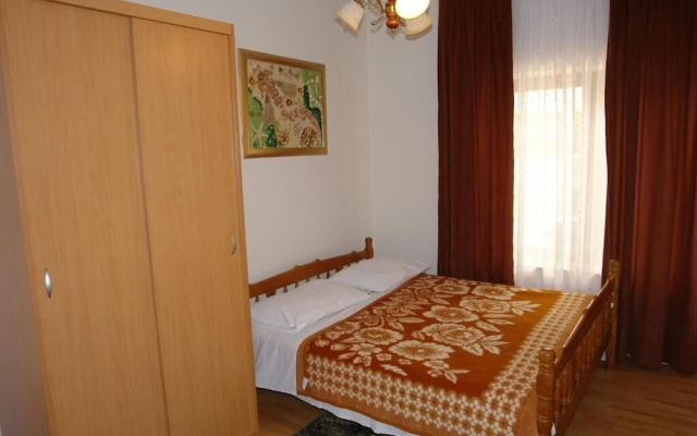 Apartments Nikolina