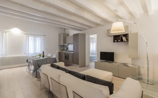 Ca' Rossini 2 Apartment
