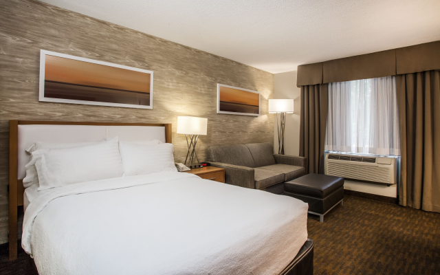 Holiday Inn Saratoga Springs by IHG