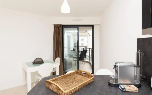 Carlton Riviera: Luxury 2 Beds/ 2 Baths