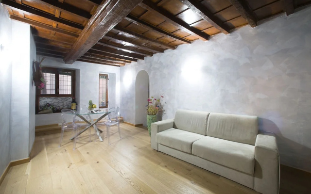 Parione 8 - Keys Of Italy