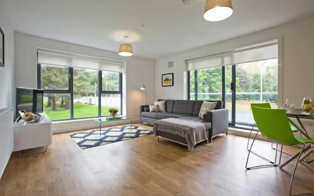 Luxury 1 Bed Apartment In Stoneywood, Aberdeen