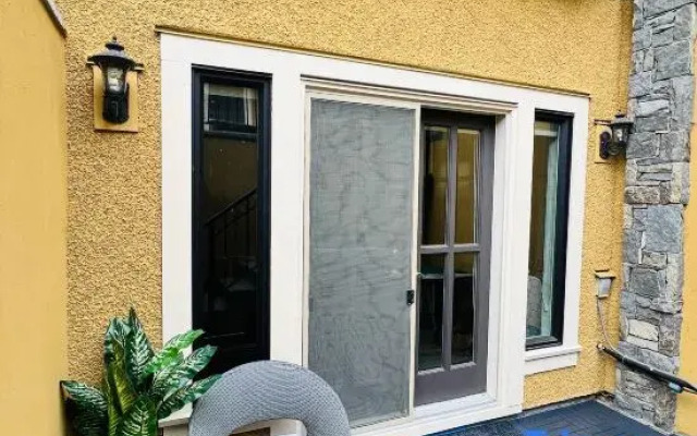 3Bed+2Bath Sauna Retreat in Vancouver!