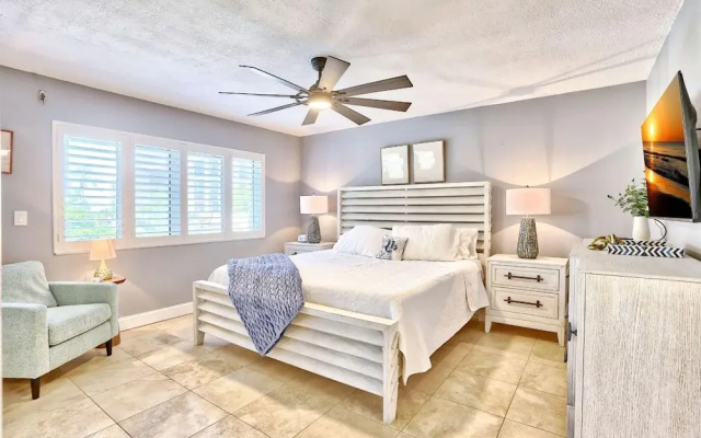 Land's End 4-206 Bay Front - Premier