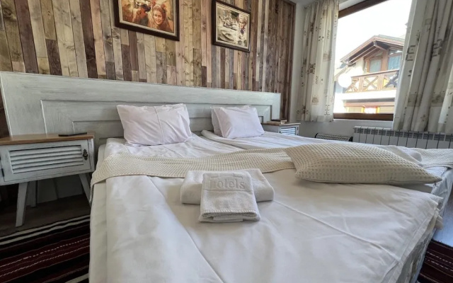 Room in Apartment - Granat Maisonette - Next to Gondola Lift, Ideal for 4 Guests