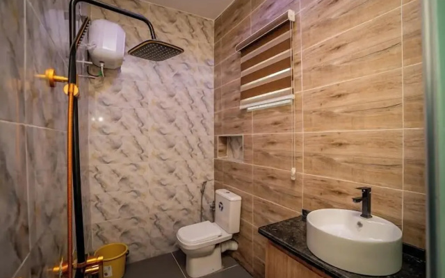 Trendy Hotel and Suites