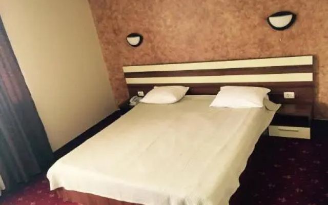 Hotel Luxor