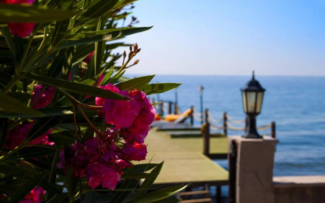 Assos Kayalar Blue Beach Hotel