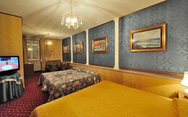 Diana Park Hotel