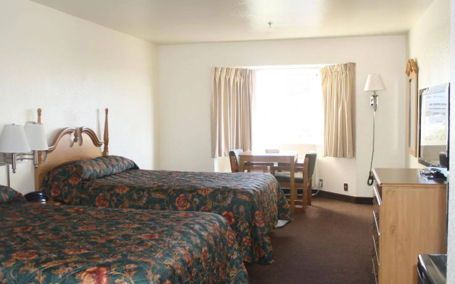 Airport Inn