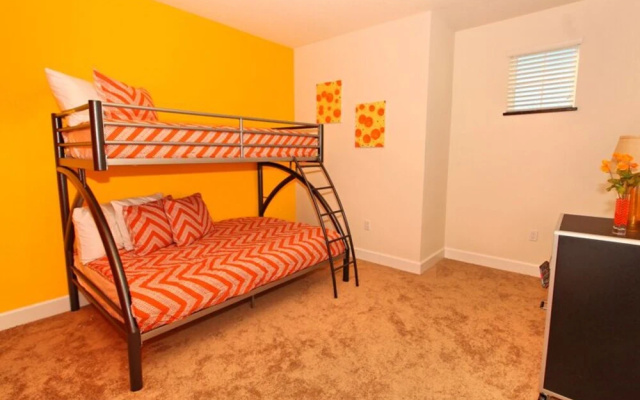 17413pa 3 Bedroom Townhouse