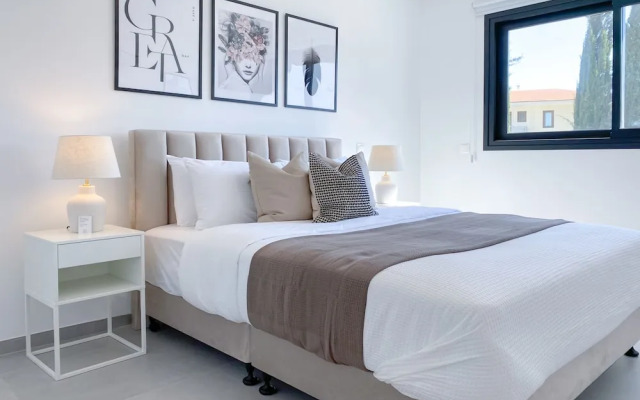 Phaedrus Living: White Hills Suites Panoramic View