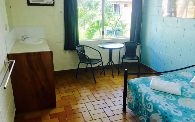 Mad Monkey Backpackers Village