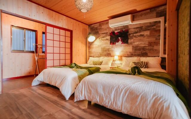 Tsuruhashi C house
