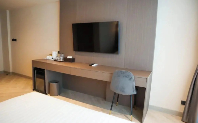 The One Cozy Living