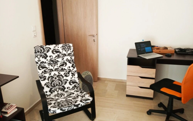 TravELL SUITE #01.