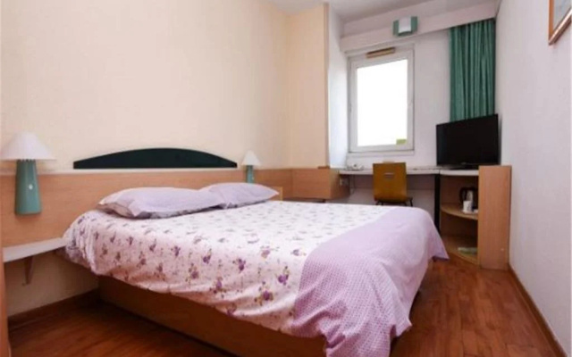Motel 168 Qingdao Changjiang Middle Road