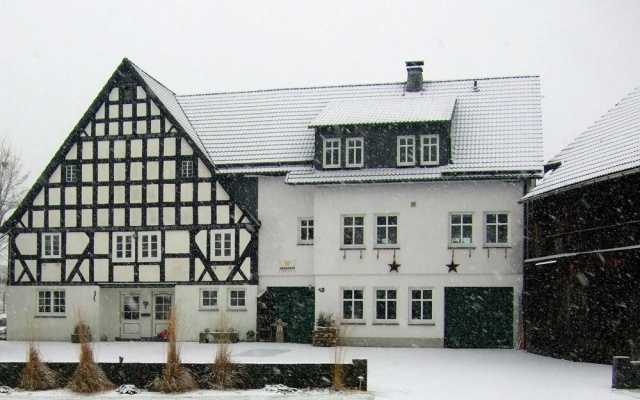 Cozy Apartment With Terrace in Herhagen