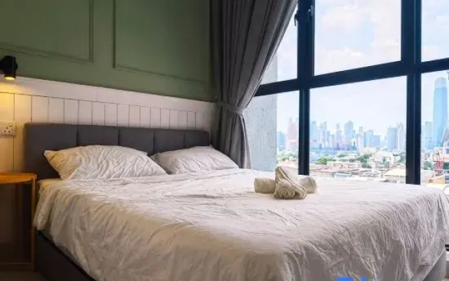 TRION POOL & KL City View The 110 Family Suite