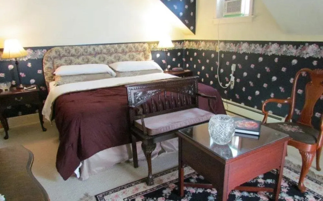 The Ilex Inn Bed & Breakfast